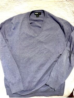 Brooks Brothers Men's V-Neck Sweater in Heather Purple